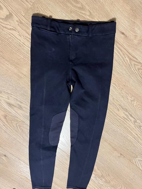 Jazdecke nohavice, 152