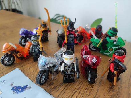 8x ninja ninjago stavebnica sada 2., 