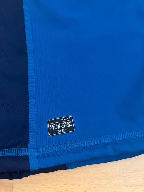 Plavecké tričko, 146