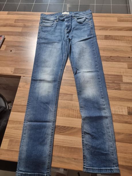 Fishbone rifle, fishbone,32