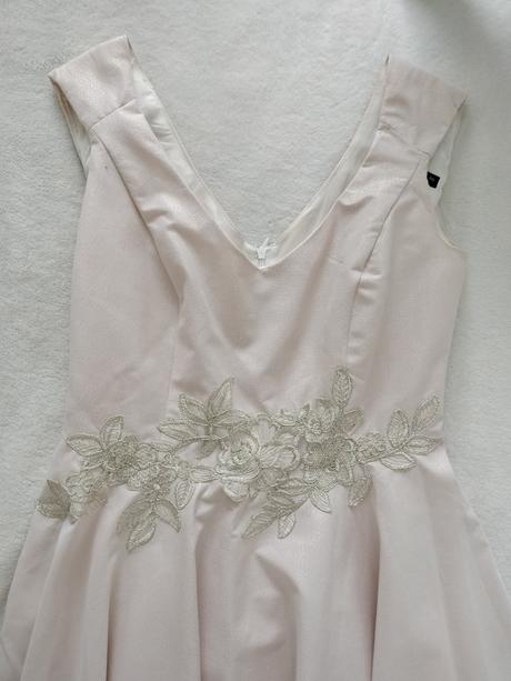 Spoločenské šaty, m