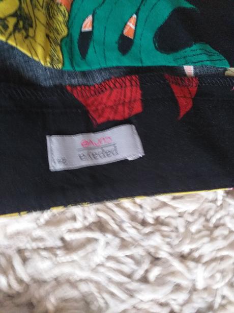 Kvetovana sukna, xxxl