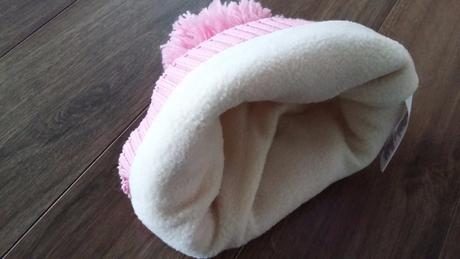 Čiapka, ladybird,104