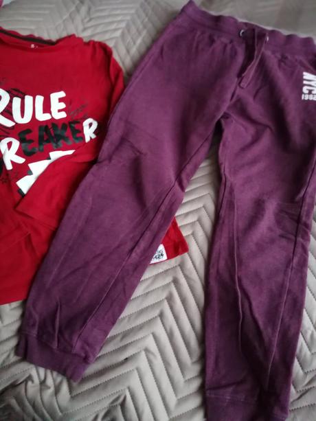 Balík oblečenia, 122–134