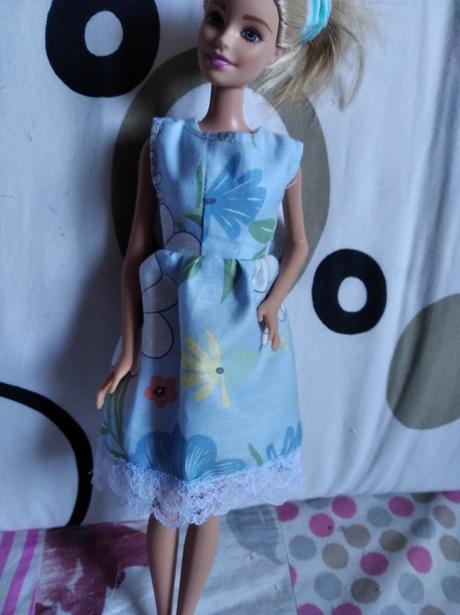 Šaty pre barbie,