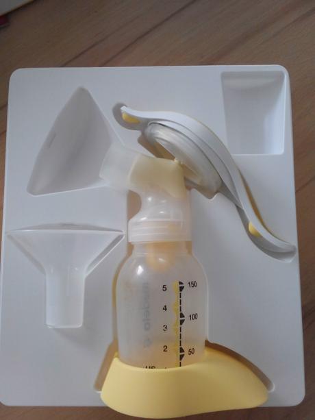 Odsavacka mlieka medela harmony,