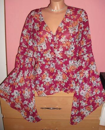 Zvonova motylia bluzocka, l