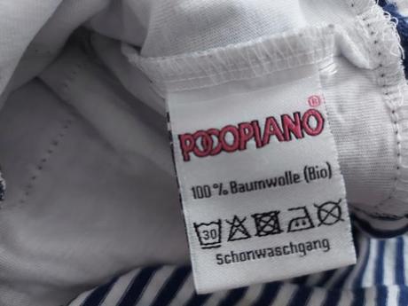 Modrobiele saty s volanmi, 128