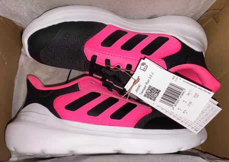 Tenisky adidas v.36 2/3 s visačkou, adidas,36 / 37