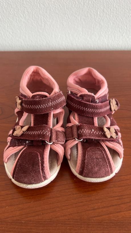 Dievcenske sandalky, protetika,26