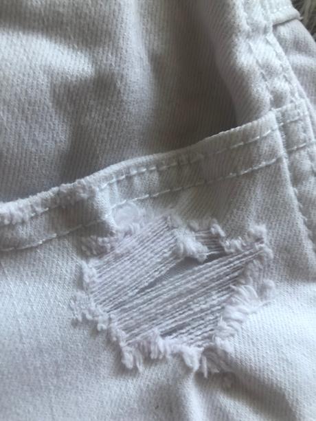 Biele kratasy, hollister,28
