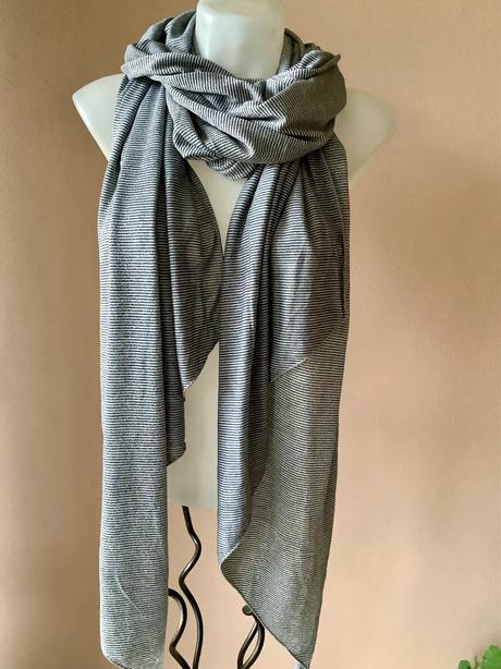 Pásikavý strieborný sal, 