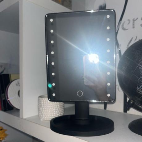 Kozmetické zrkadlo, 