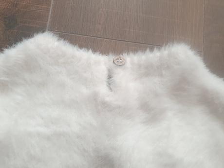 Sveter reserved, reserved,74