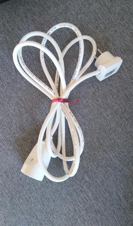 Predlžovací kábel ako nový 3x zásuvka, 