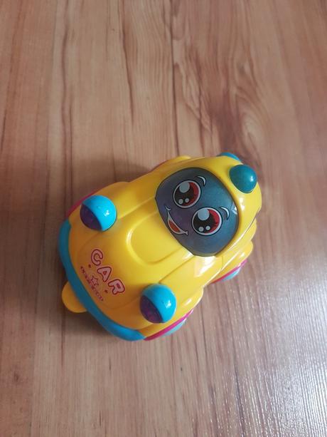 Zvukové pohyblivé  auto, 