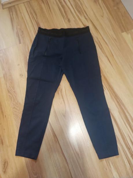 Tmavomodré nohavice, c&a,46