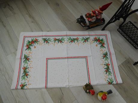 Obrus s vianočným motívom bavlnený, 