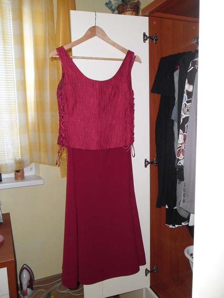 Dvojdielne korzetové šaty, 40