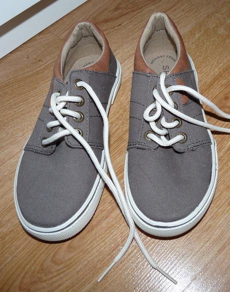 Tenisky na zavazovanie, 30