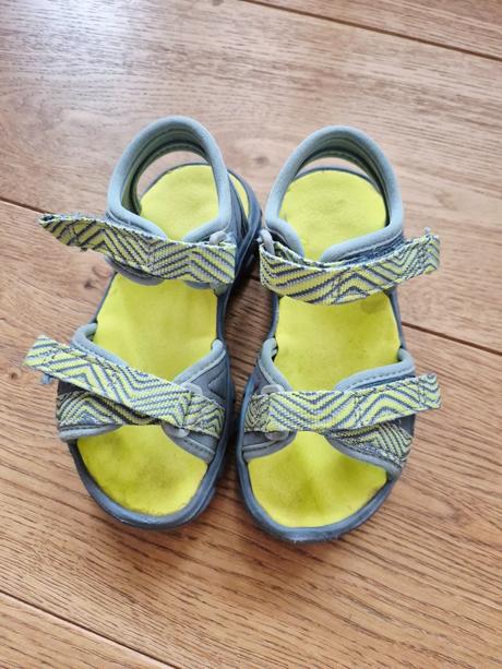 Sandalky, quechua,26