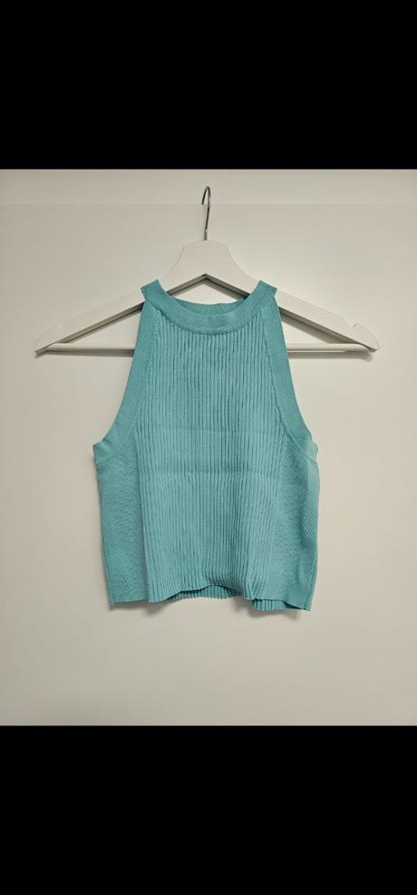 Croptop, reserved,36