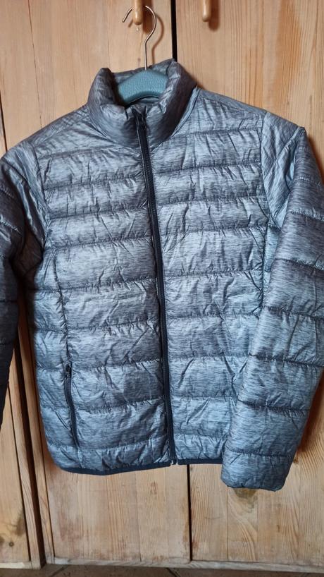 Ľahká prešívaná bunda, 152