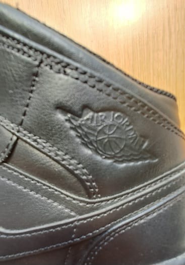 Nike air jordan 1 mid (triple black), air jordan,38