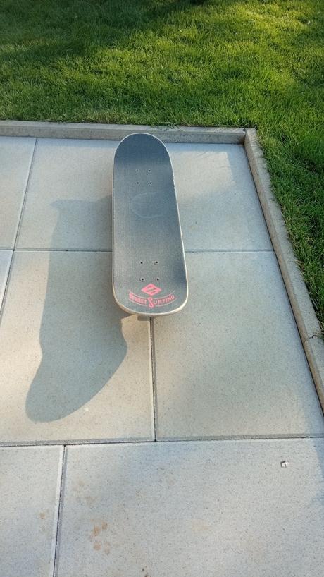 Skateboard, street surfing