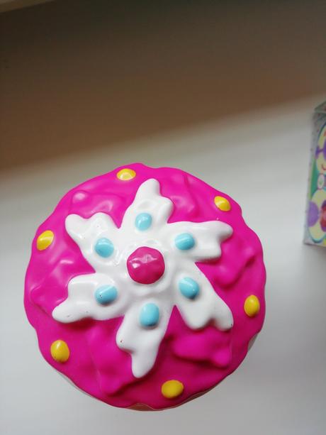 Babika v zmrzlinovom pohari, 