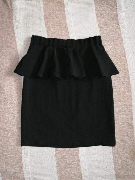 Krásna puzdrová sukňa, h&m,xs