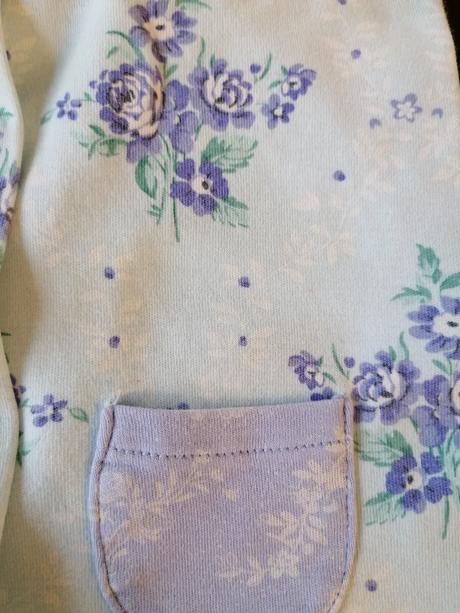 Kvietkove pyzamka, next,62