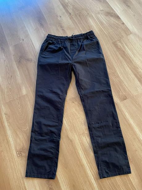 Platene nohavice, chapter young,176