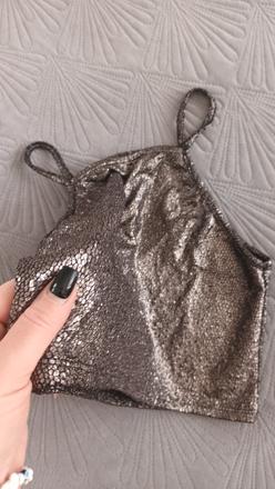 Trblietavý lesklý top, s