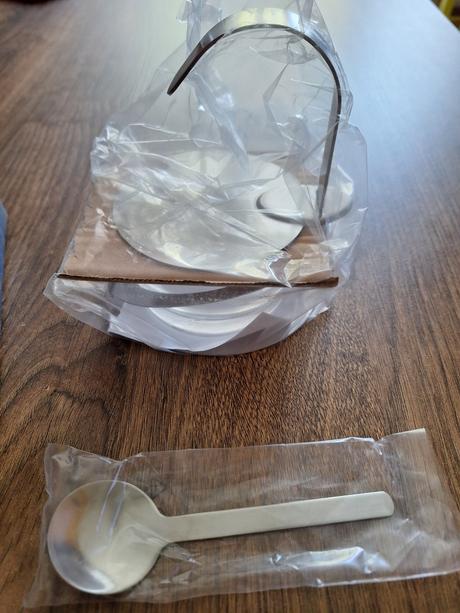 Nádoba na parmezán, 