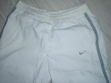 Tristvrtaky , nike,l