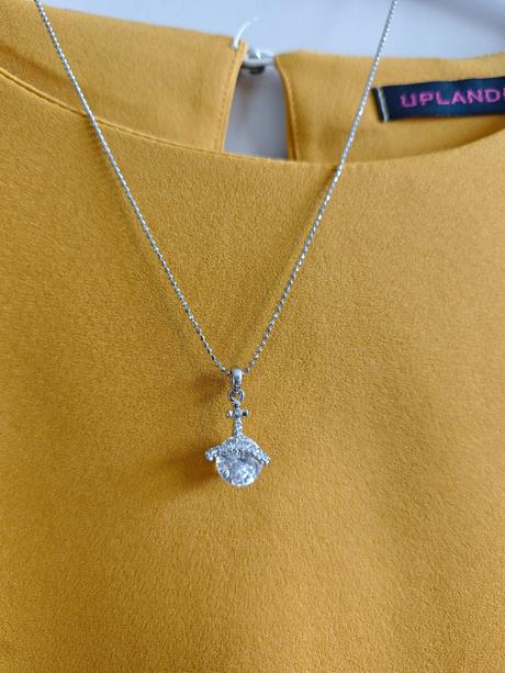 Nádherná retiazka so swarovski krištáľmi, swarovski