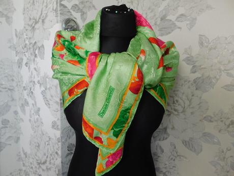 Kvalitná luxusna hodvabna elegantná šatka, l