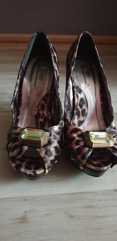 Krásne tigrované lodičky, 35