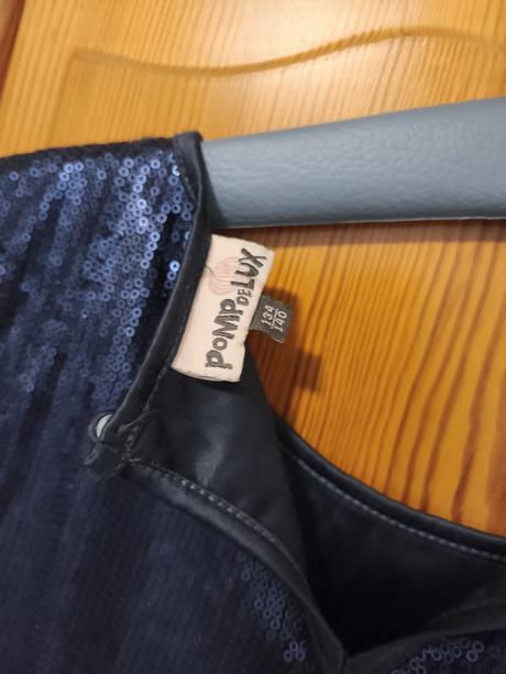 Tmavomodré šaty, veľ. 134/140, pompdelux,134