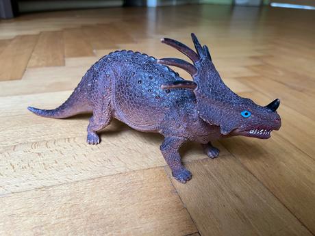 Dinosaurus styracosaurus, 