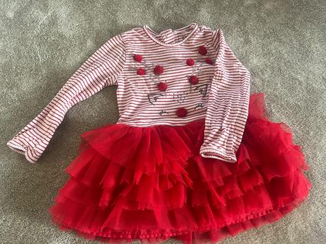 Vianočné šaty, 92