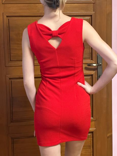 Červené spoločenské šaty, xs