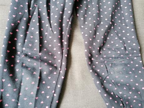 Legínky so srdiečkami veľ. 128, 128