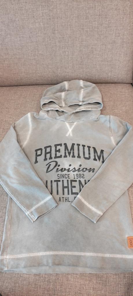 Tričko s kapucňou, 134