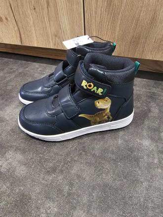 Nové friboo topánky, 30