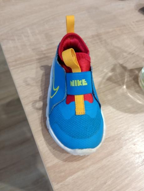 Botasky nike flex runner top stav, nike,23