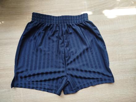 Sportove kratasy /elegantne/, tu,104