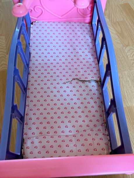 Posieľka pre barbie, 