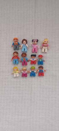 Lego duplo postavicky,